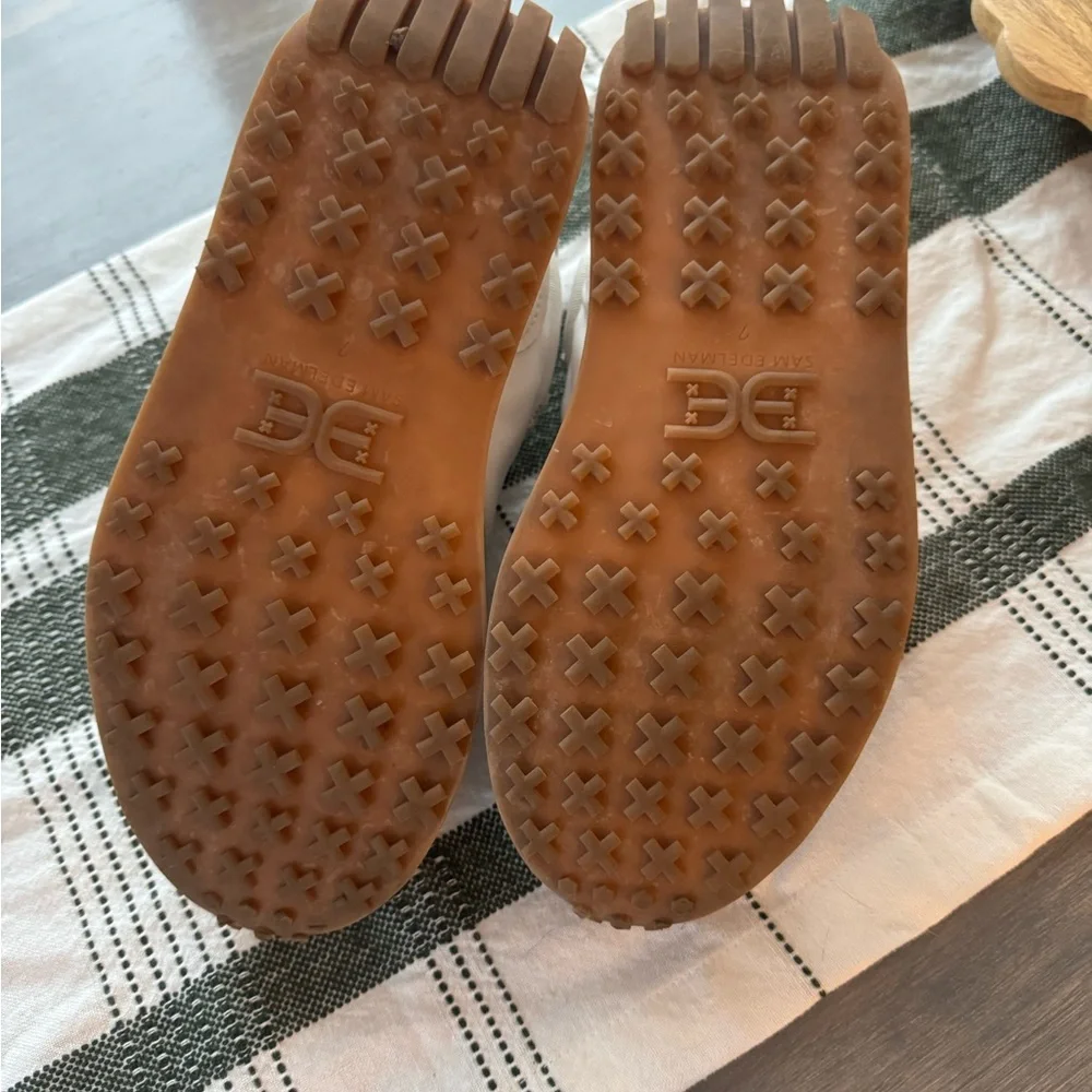 Sam Edelman Women’s Cream and Brown Sneakers - Picture 5 of 5